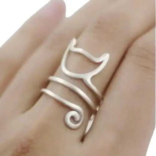 Bague élégance Féline: Ajoutez Une Touche De Charme à Votre Style Transparent Background