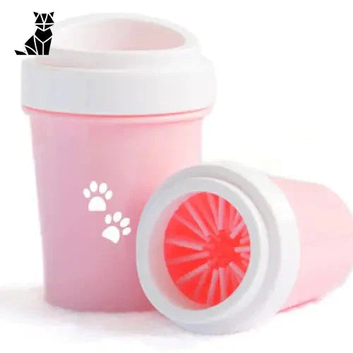 Nettoyeur de pattes de chien en silicone doux avec une tasse rose et un motif d’impression de pattes