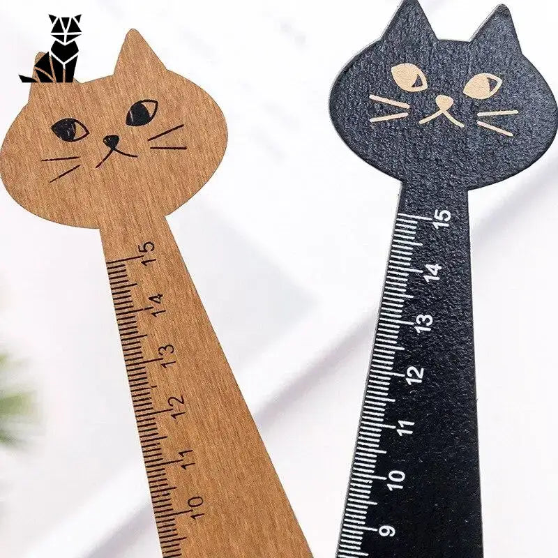 Superbe Règle Chat En Bois Sculpté Pour Un Bureau Charmant