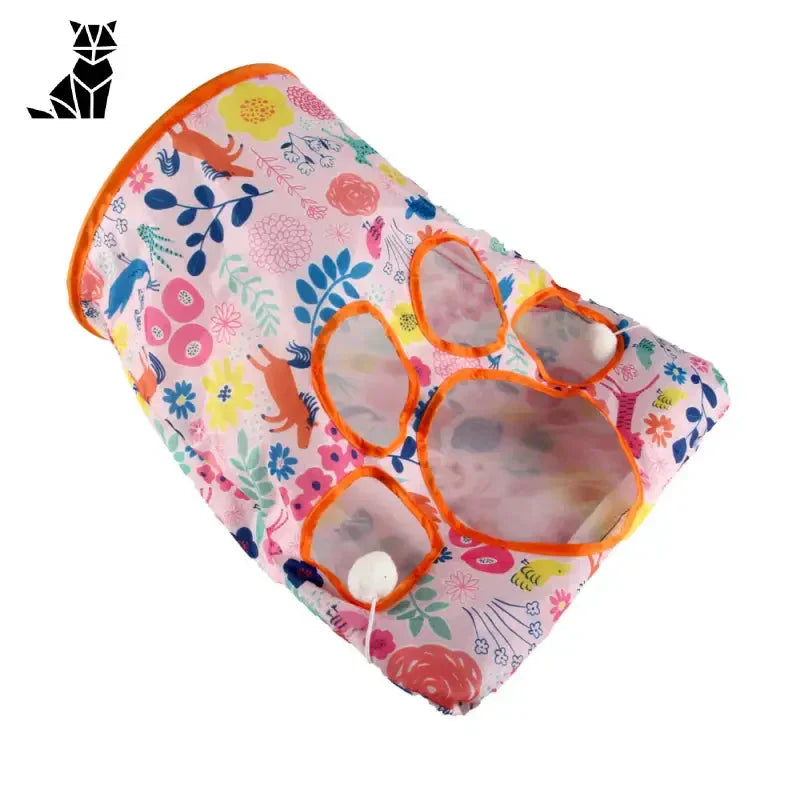 Sac de bébé garçon à imprimé floral rose et orange présenté dans un tunnel de jeu pour chat - Nylon durable et amusant